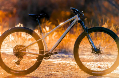 Materiais e Design: A Dupla Dinâmica que Impulsiona a Evolução das Bicicletas